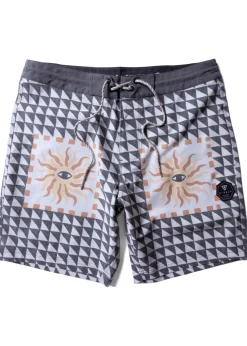 Twisted Minds 17.5" Boardshort